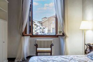 2 chambres, bureau, fer et planche à repasser, Wi-Fi gratuit
