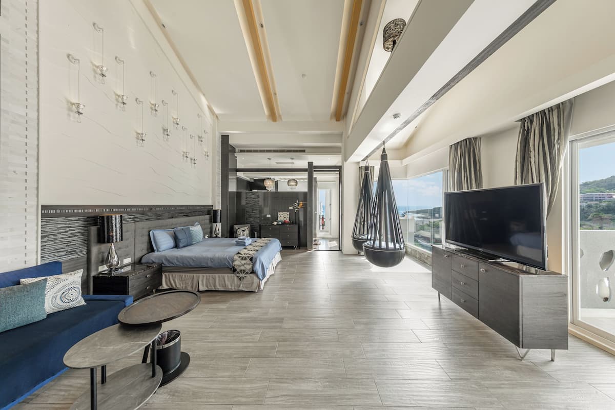 ستائر تعتيم وواي فاي مجانًا وملاءات أسرّة