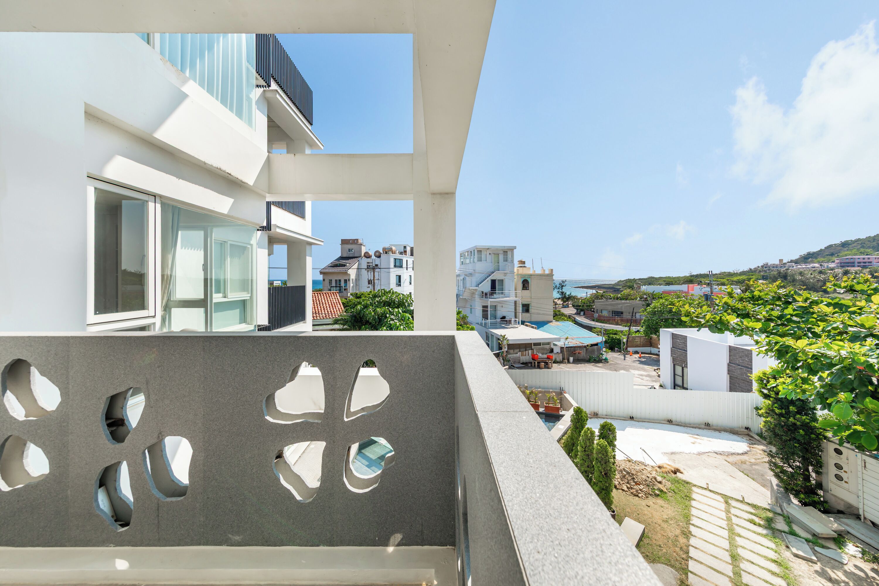 豪華特大雙人床房 | 陽台