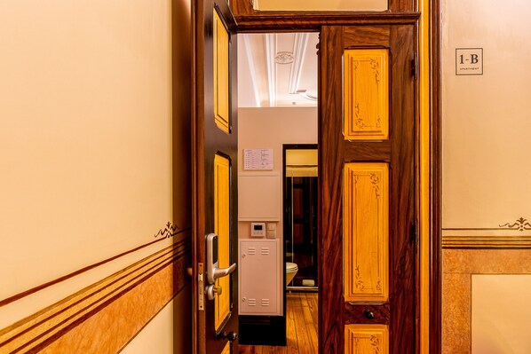 Interior - Unique One-Bedroom Apartment in Bolhão Market (Oporto)
