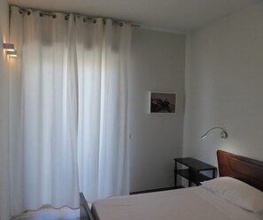1 habitación, cuna de viaje, wifi gratis y ropa de cama 