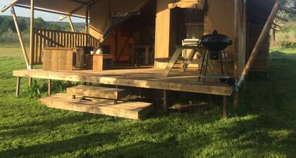 Tente Lodge proche du Lac du Salagou<br>