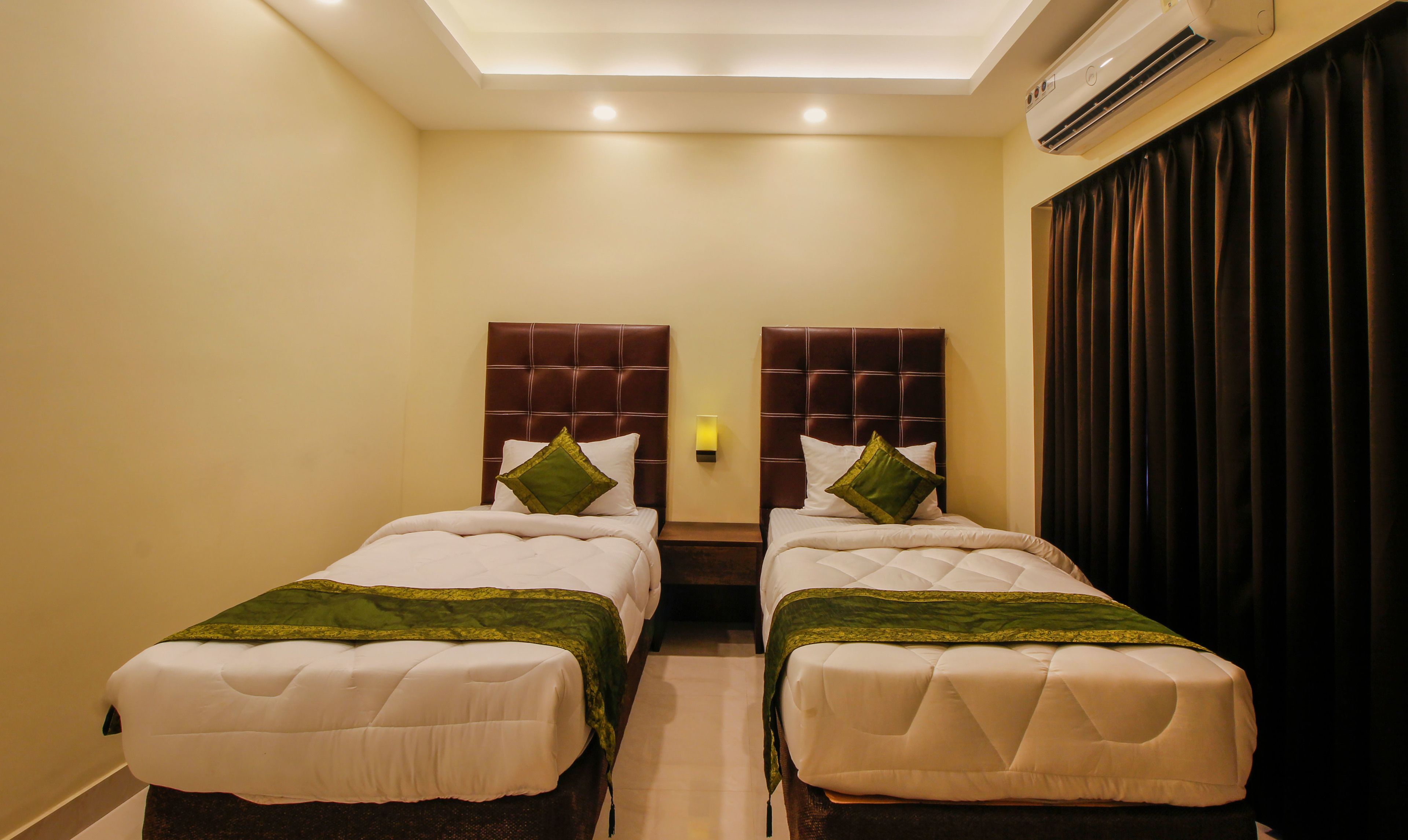 basic room | rollaway beds, free wifi