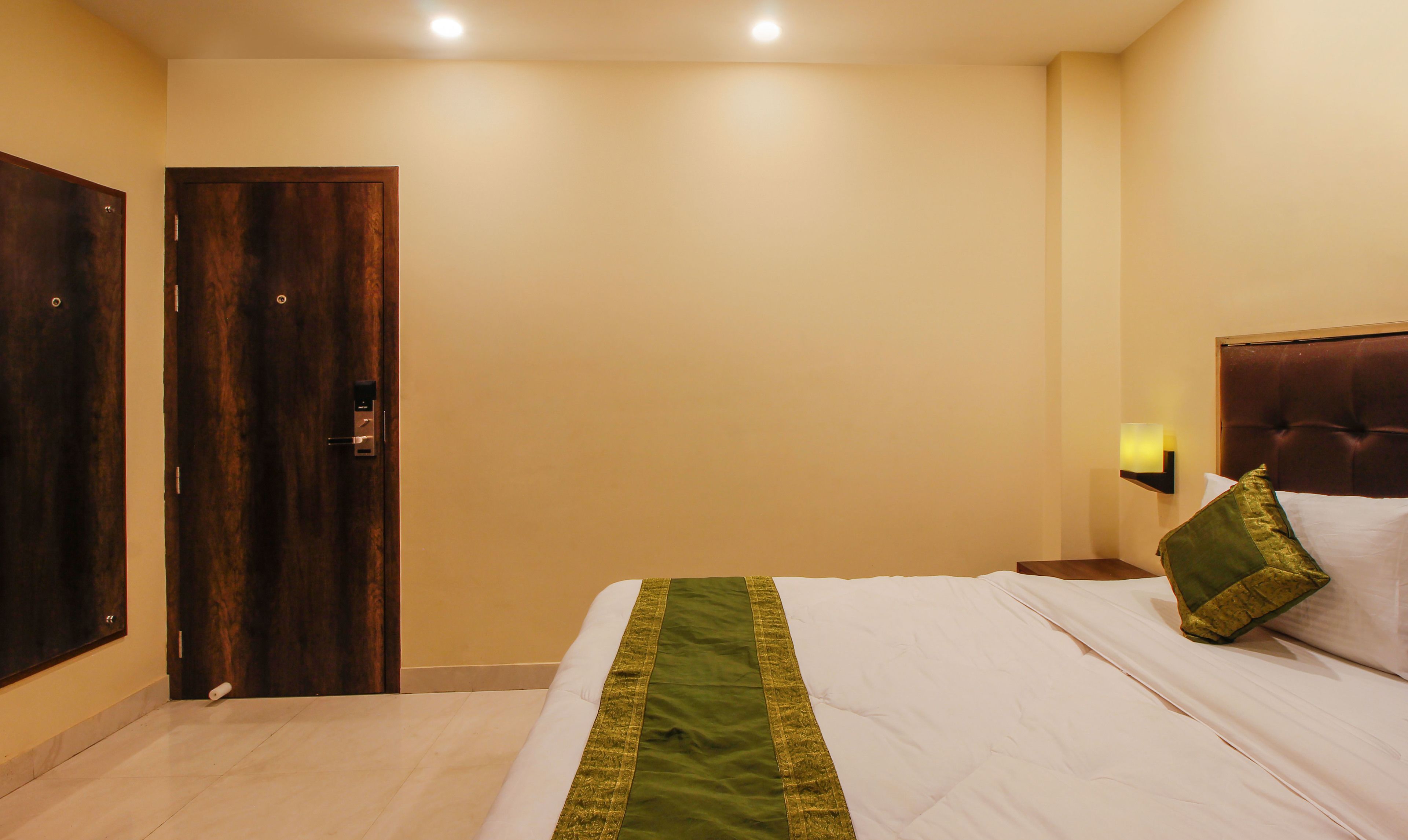 standard room | rollaway beds, free wifi