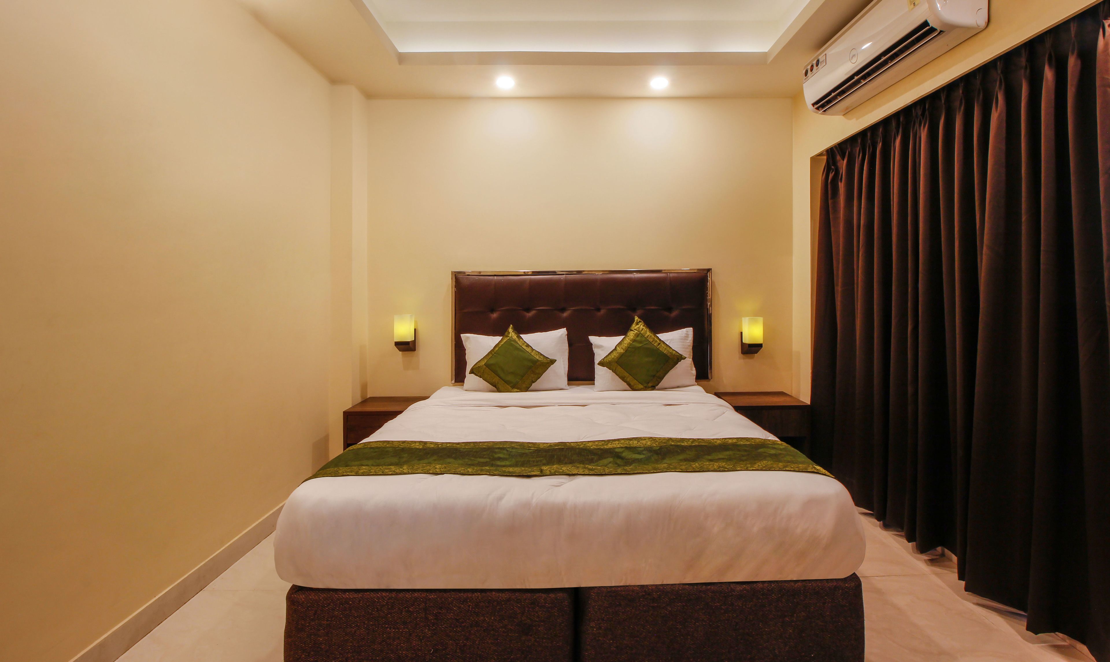 standard room | rollaway beds, free wifi