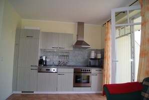 Kühlschrank, Ofen, Geschirrspüler