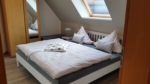 Unclassified image, 5 of 20, button