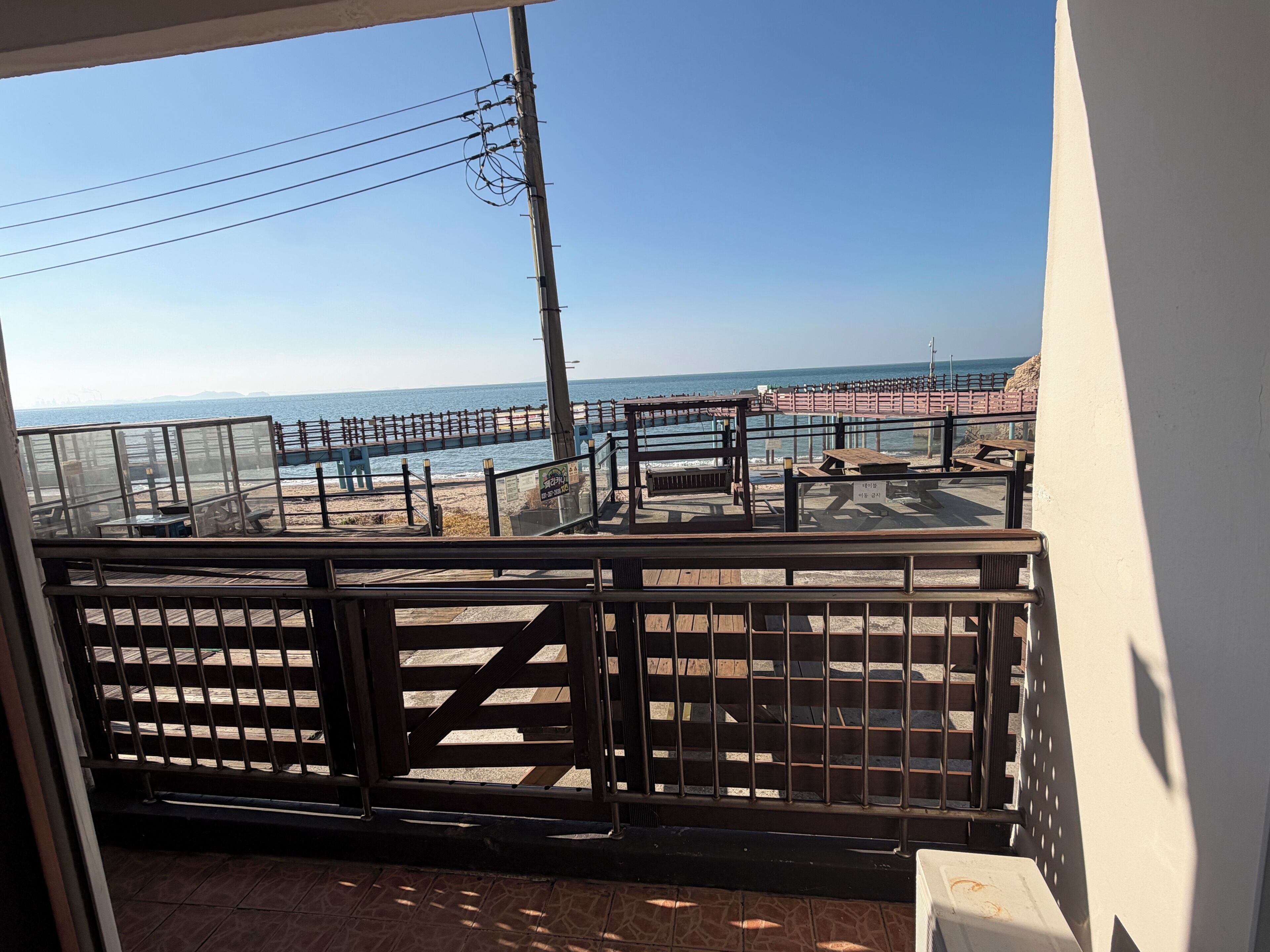 Kamar Keluarga, pemandangan pantai, menghadap pantai | 1 kamar tidur, Wi-Fi gratis, dan seprai linen