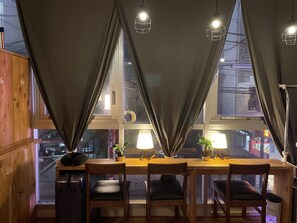 Gemeinsamer Schlafsaal, Gemischter Schlafsaal | Wohnbereich