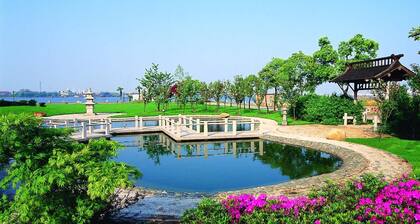 Wuxi Lakeview Park Resort