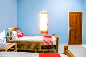 Schreibtisch, kostenloses WLAN, BettwÀsche