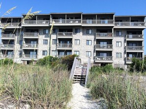 Exterior - Beautiful Ocean Front condo. 404 (Surfside Beach)