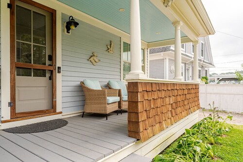 Magical Mystic Getaway, kävelymatkan päässä merisatamasta