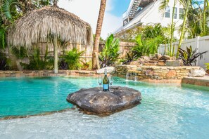 A heated pool - Coral Escape: 6-Bedroom Anna Maria Island Home with Pool and Spa! 1 Block to Bea (Holmes Beach)