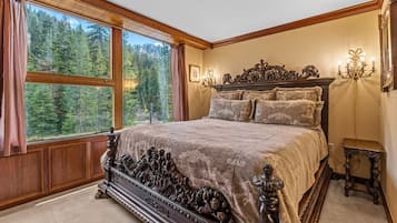 2 Schlafzimmer, Schreibtisch, Bügeleisen/Bügelbrett, kostenloses WLAN