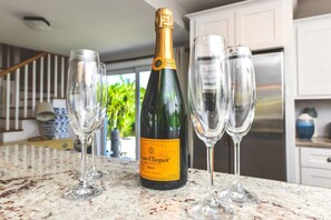 Interior - Canalfront Home, Saltwater Pool, Near Beaches and Shopping - Sunrise Shore (Anna Maria)