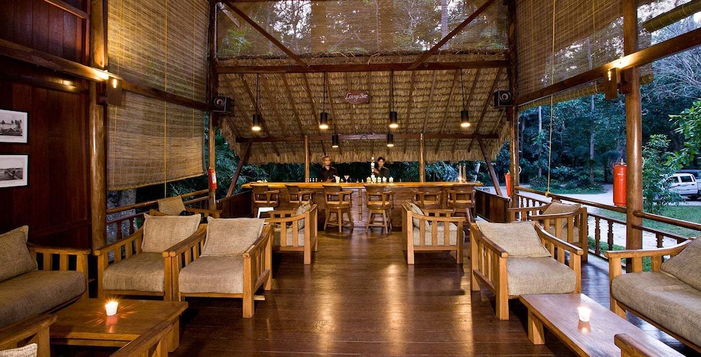 Barefoot at Havelock by null