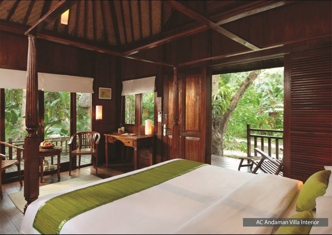 minibar, in-room safe, bed sheets