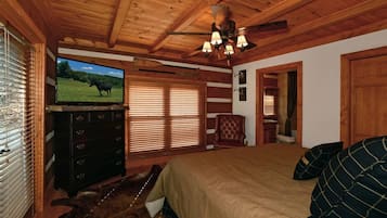 4 habitaciones, tabla de planchar con plancha, wifi y ropa de cama
