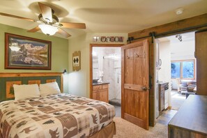 Iron/ironing board, internet, bed sheets