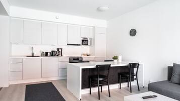 Standard Apartment, 1 Bedroom | Laptop workspace, blackout drapes, soundproofing, iron/ironing board