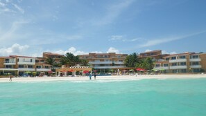 On the beach - Beach Resort, Playa Del Carmen, Mexico, Spectacular View! 333S (Playa del Carmen, QRO)