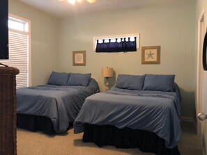 5 bedrooms, iron/ironing board, free WiFi, bed sheets