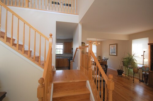Spacious and comfortable 5 bedroom, 2 1/2 bath two miles from down town Geneva