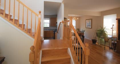 Spacious and comfortable 5 bedroom, 2 1/2 bath two miles from down town Geneva