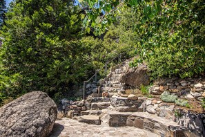 Property grounds - Rygh Lakefront by Hauserman Rentals (Carnelian Bay)