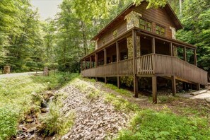 Exterior - Running Branch Lodge (cabin) Nantahala,rafting,zipline,Wifi, dtv, firepit,stream (Topton)