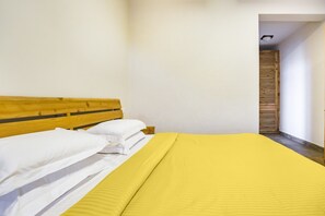 Comfort Duplex, 1 Double Bed - GuestHouser 1 BR Cottage 4e68 (Manali)
