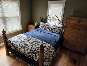 7 Schlafzimmer, Bügeleisen/Bügelbrett, Reisekinderbett, kostenloses WLAN