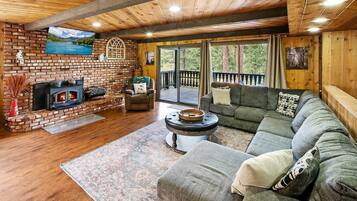 Téléviseur, foyer, jeux vidéo, lecteur de DVD