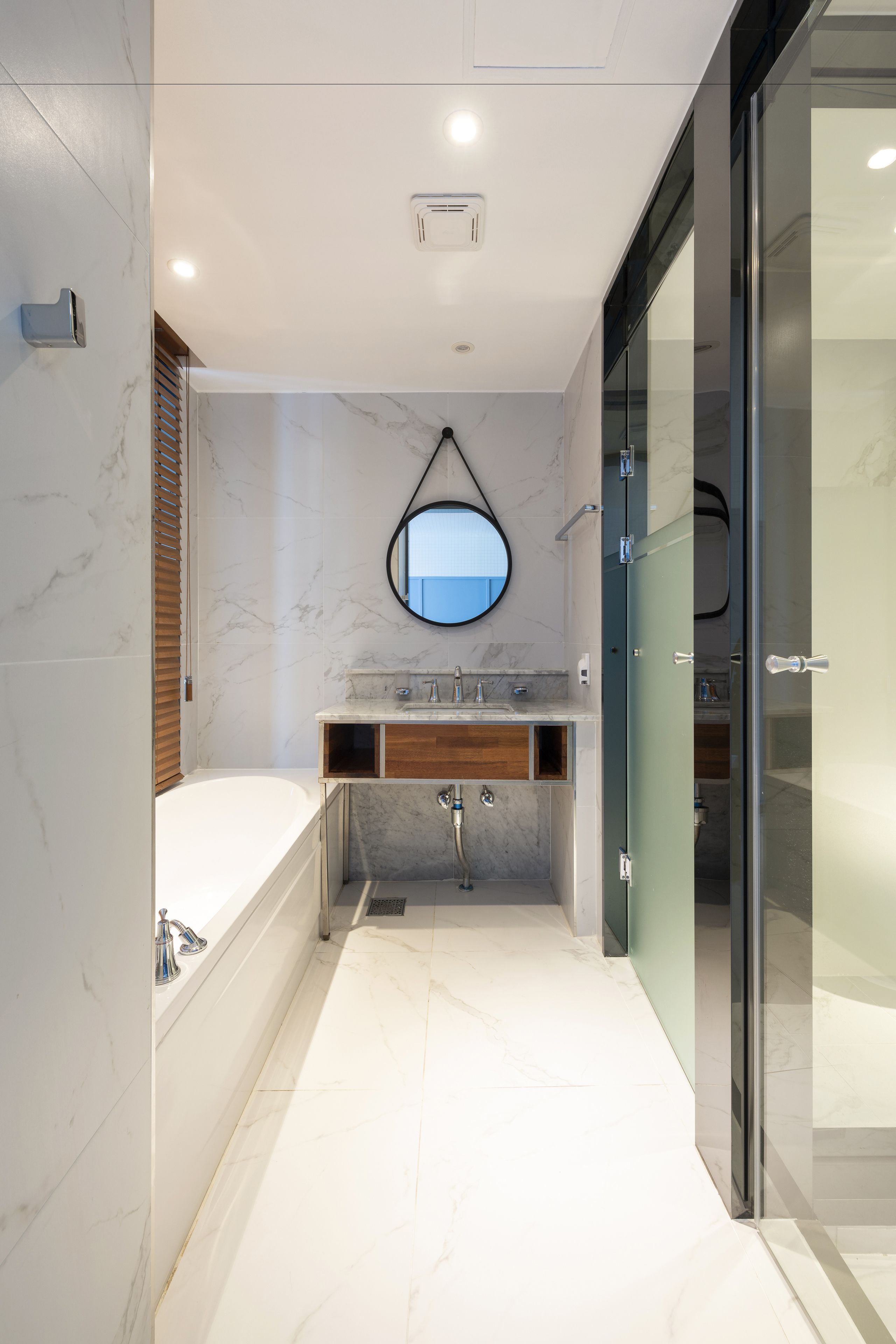 premium double room, 1 king bed, private bathroom | down duvets, soundproofing, free wifi, bed sheets