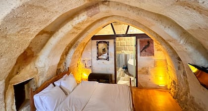 Tokmak Guest House