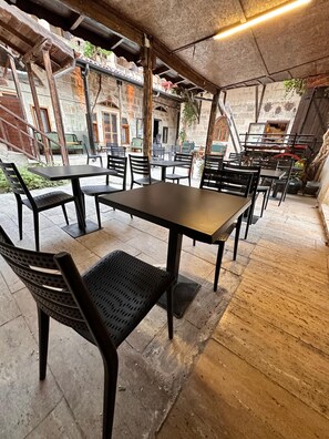 Courtyard - Tokmak Guest House (Avanos)