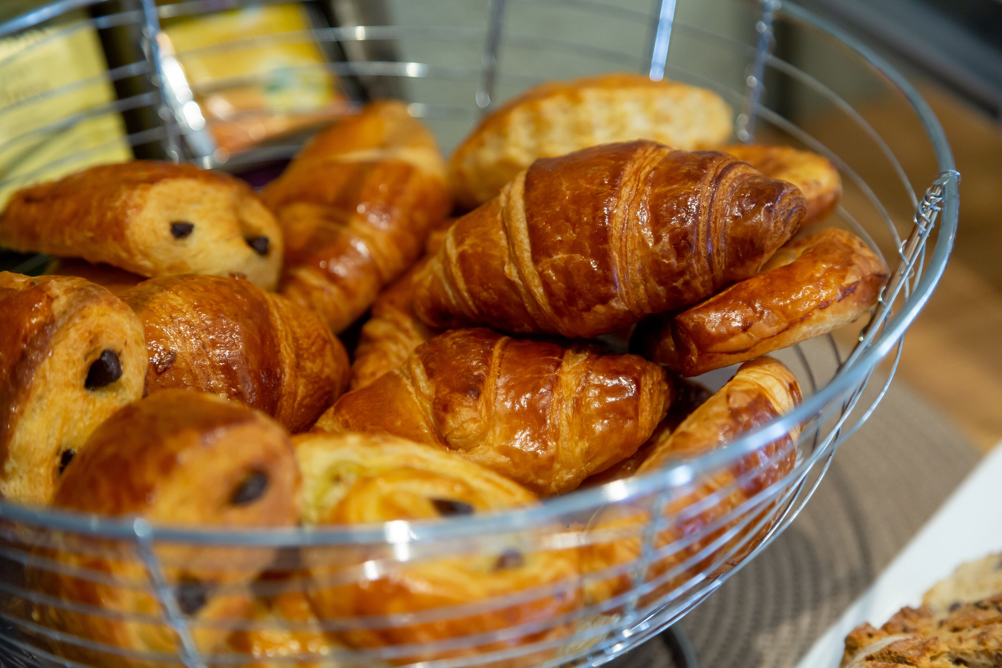 daily buffet breakfast (eur 13 per person)