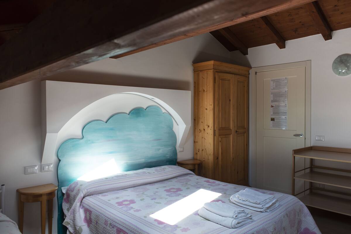 Suite (Alighieri) | Premium bedding, desk, free cots/infant beds, free WiFi