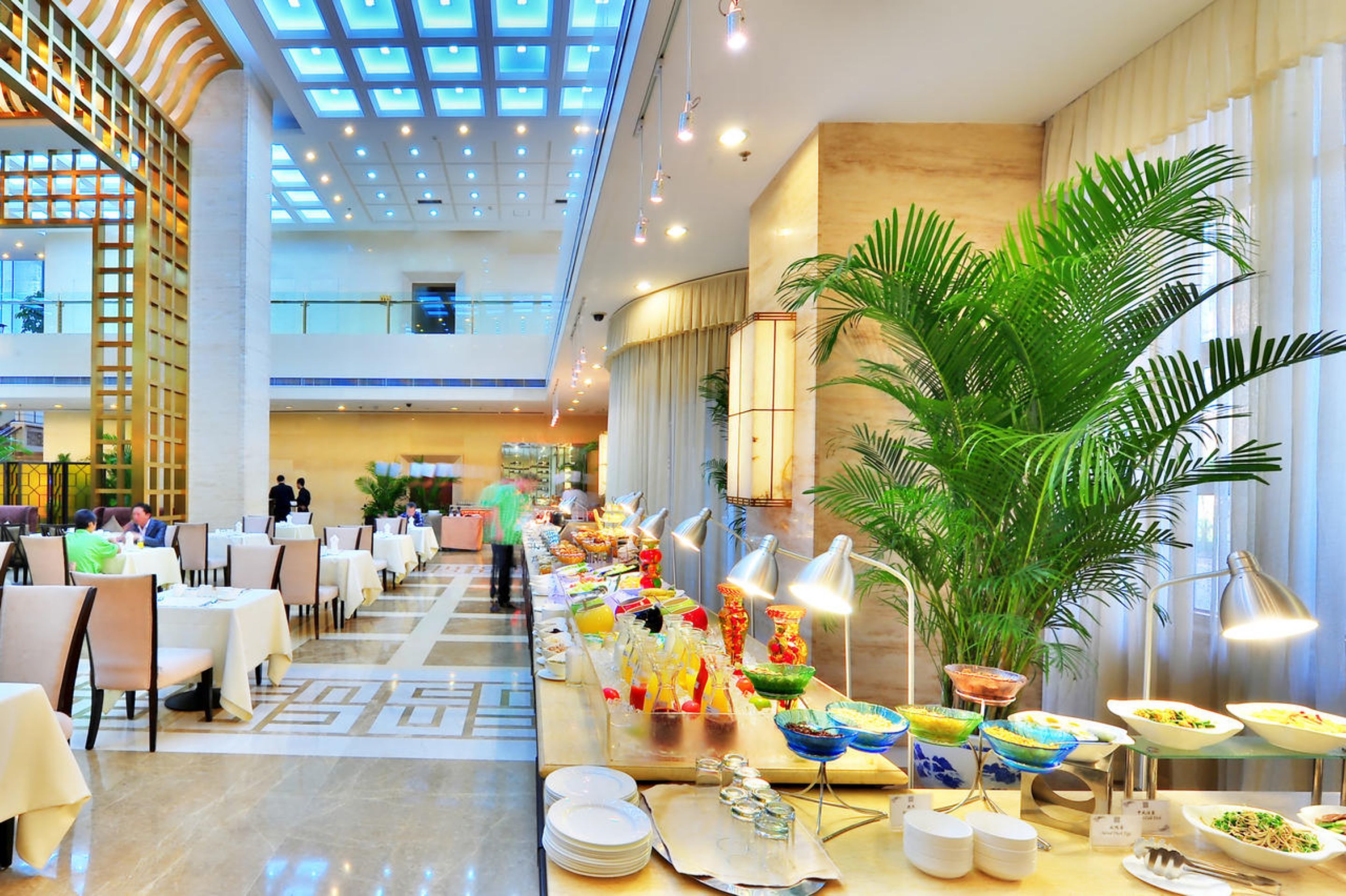 breakfast (cny 88.00 per person)