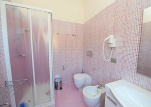 Classic Double Room | Bathroom - I Colori Del Cilento (Montecorice)