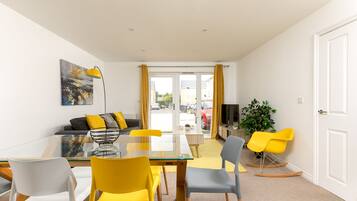 Standard Apartment | Living room