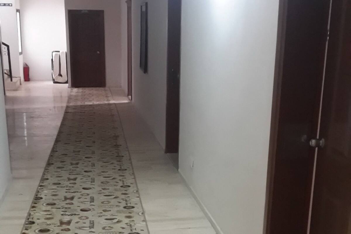 Chambre double | Coffre-fort, bureau, accès au Wi-Fi (inclus)