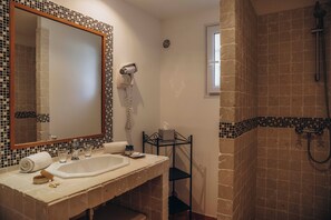 Superior Studio | Bathroom - La Villa d'Andrea (Ramatuelle)