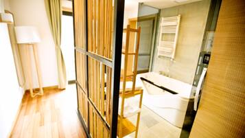 Suite, Terraza | Escritorio, cortinas blackout y wifi gratis