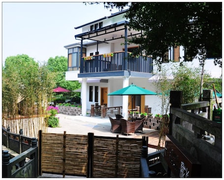 Entrada de la propiedad