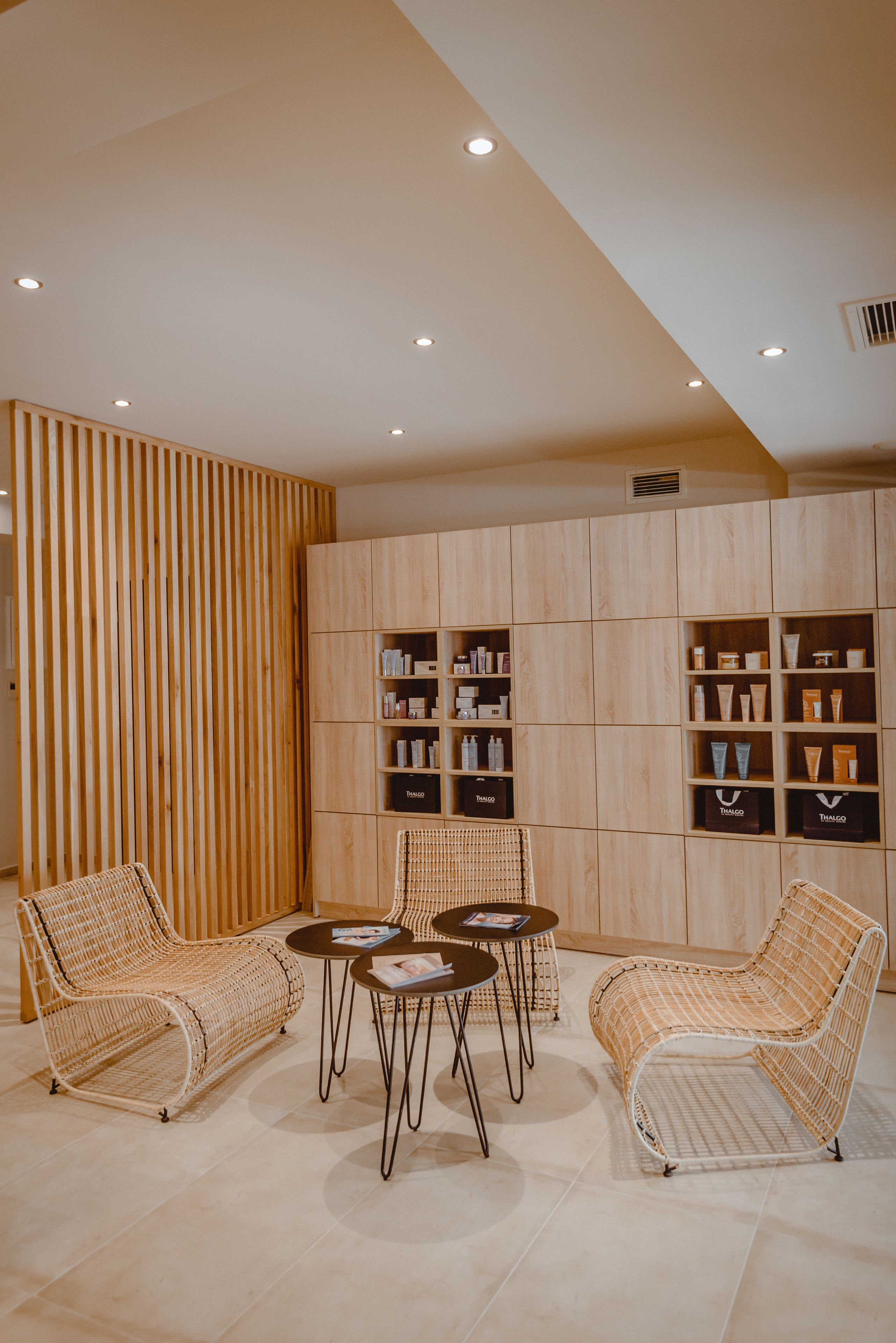 couples treatment room(s), sauna, hot tub, steam room