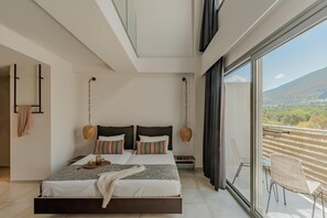 Maisonette 3 Bedrooms | 고급 침구, 객실 내 금고, 암막 커튼, 방음 설비