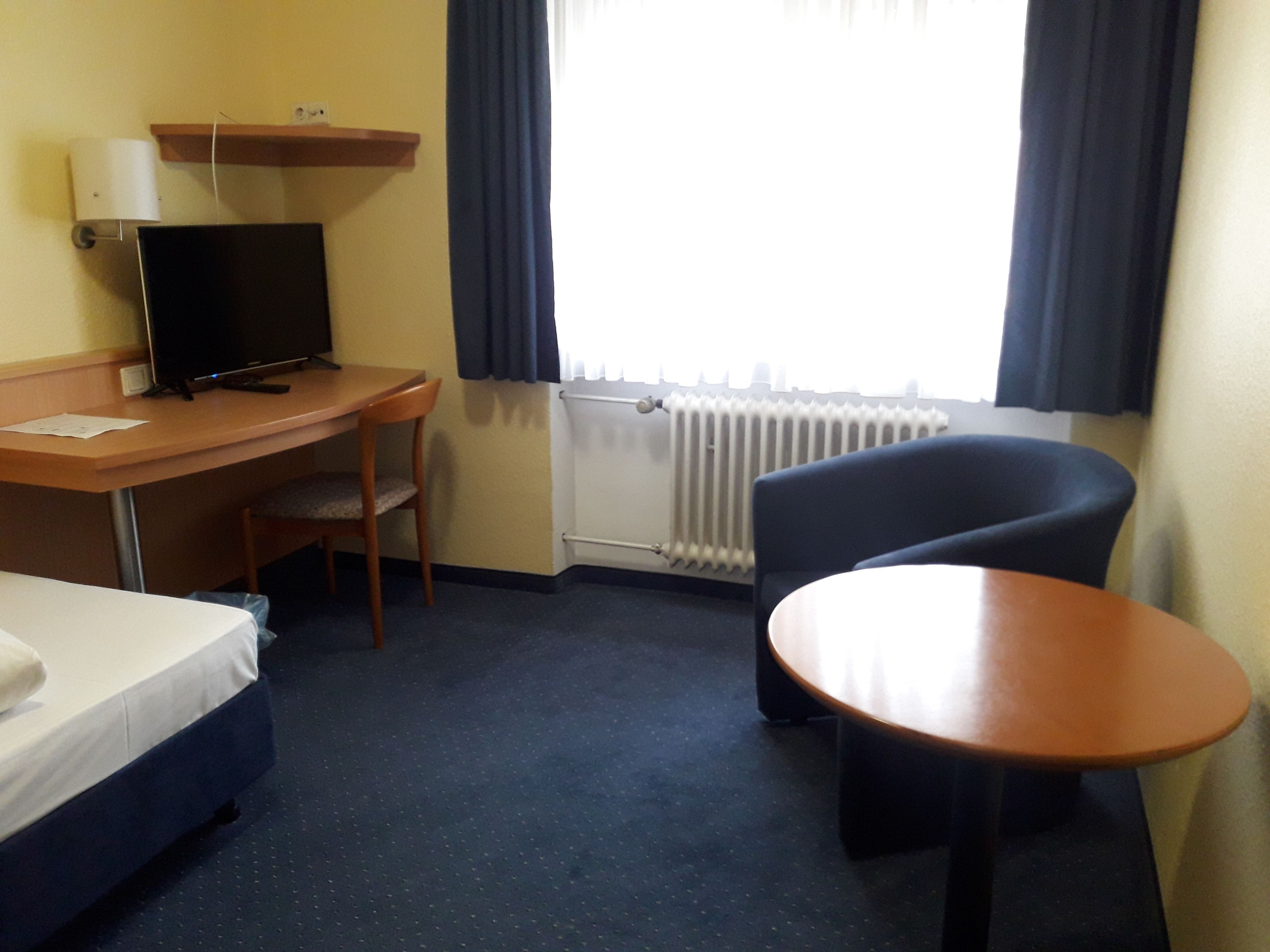 Premium bedding, desk, free WiFi, bed sheets