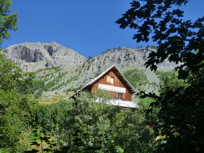 Auberge Du Pont De L'Alp
